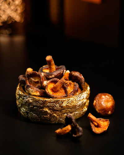 Shiitake mushroom chips