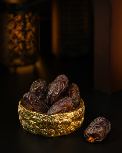 Jumbo Medjool dates