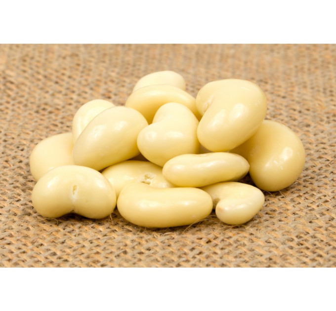 Kešu ořechy v jogurtové polevě 300g