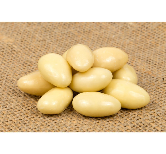Mandle v jogurtové polevě 300g